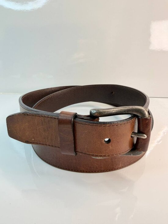 Fossil Other - Fossil Leather Belt – Size 42 | Classic Style